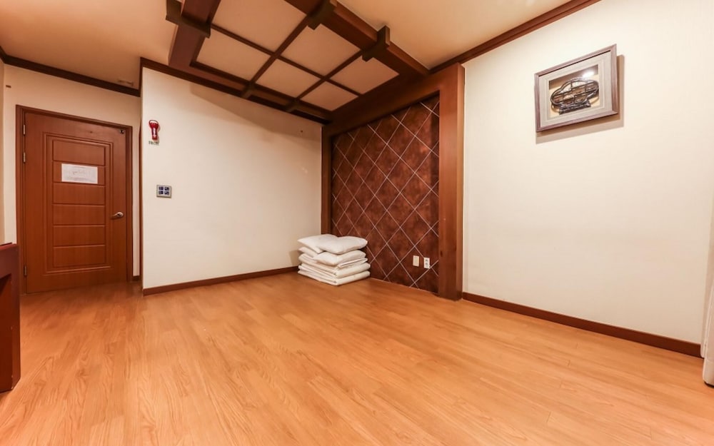 Room (Ondol Daecheon Port View) photo 2