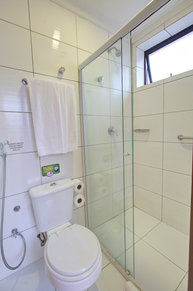Standard Triple Room - Photo 11