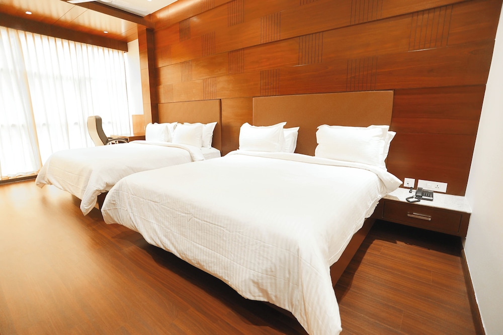 Luxury Suite