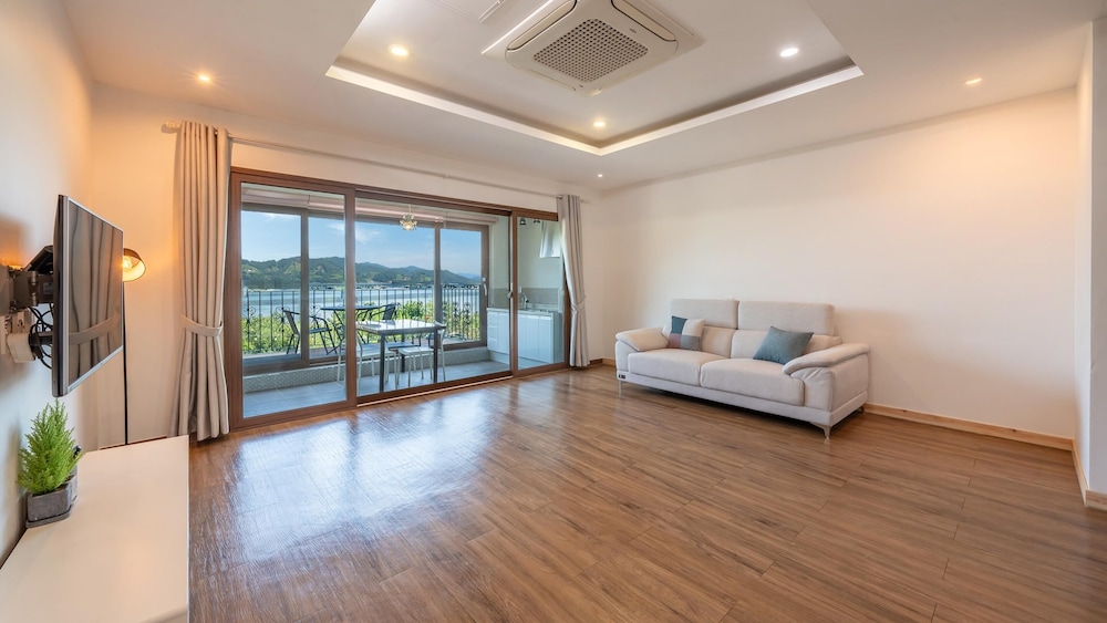 Basic Room, 1 Bedroom (Hape) photo 1