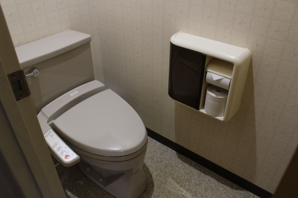Japanese Western Style Room B 16sqm (Private Bathroom, Mount Fuji and Lake Shoji View), Non Smoking photo 1