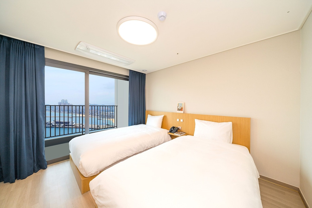 Panorama Ocean View Grand Suite Family - Photo 4