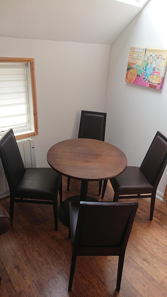 Apartment, Private Bathroom - Photo 26