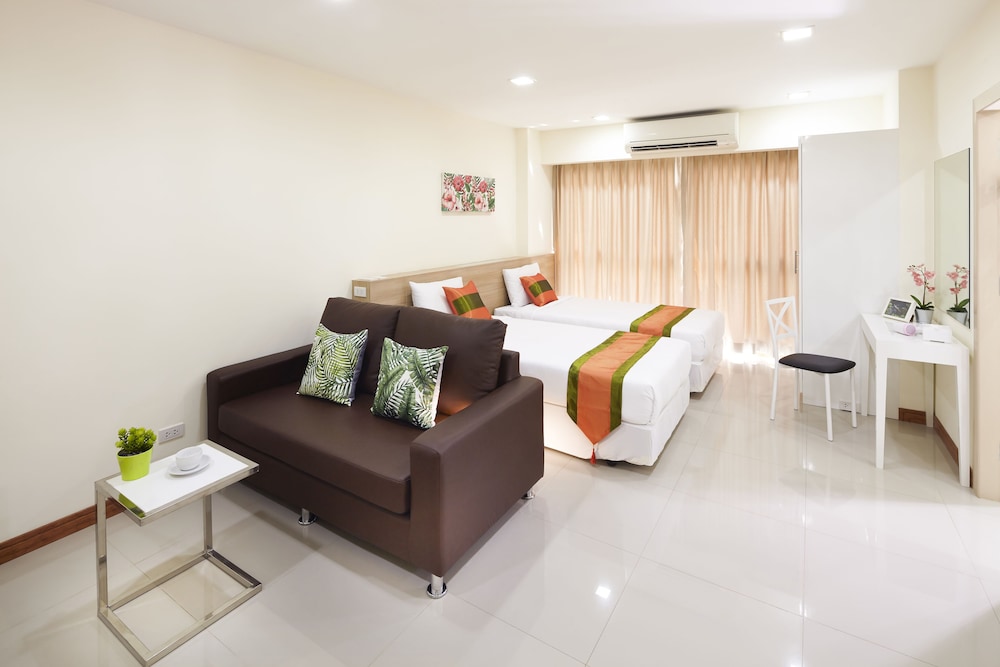Deluxe Double Room photo 2