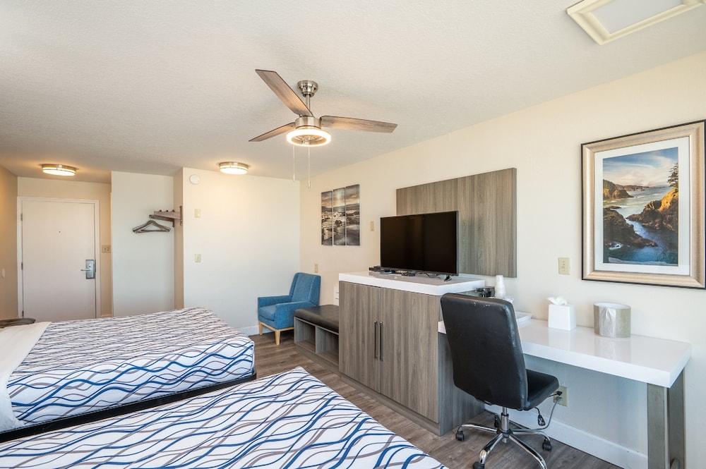 Deluxe Room, 2 Queen Beds, Fireplace, Oceanfront photo 3