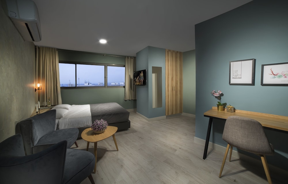Deluxe Studio, Sea View photo 1