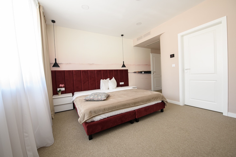 Superior Room - Photo 3