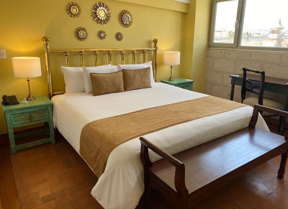Presidential Suite, Jetted Tub, City View photo 1