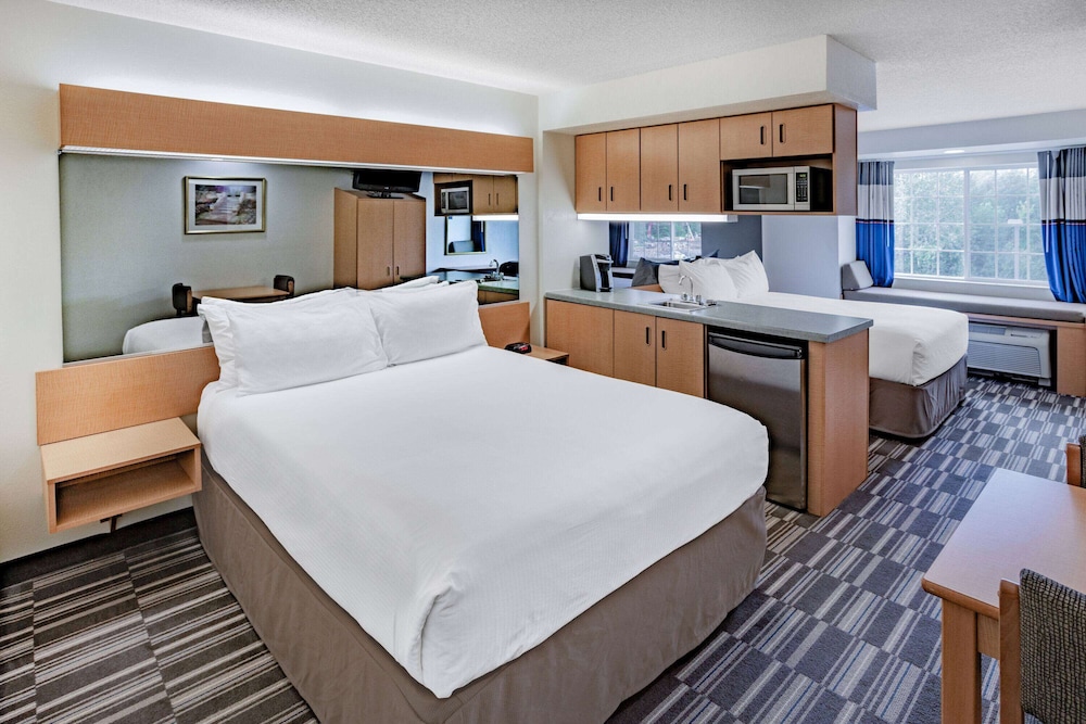Studio Suite, 2 Queen Beds, Non Smoking - Photo 3