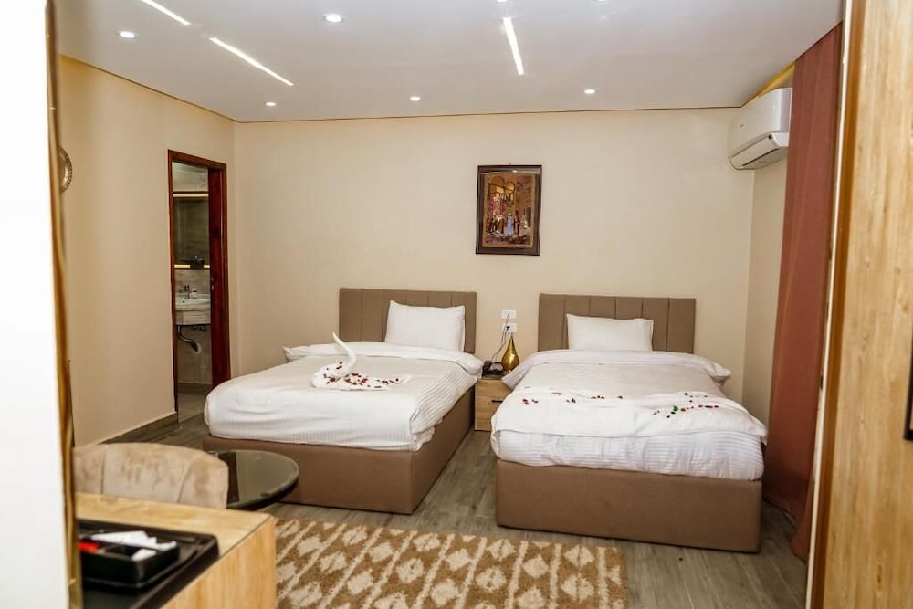 Comfort Quadruple Room