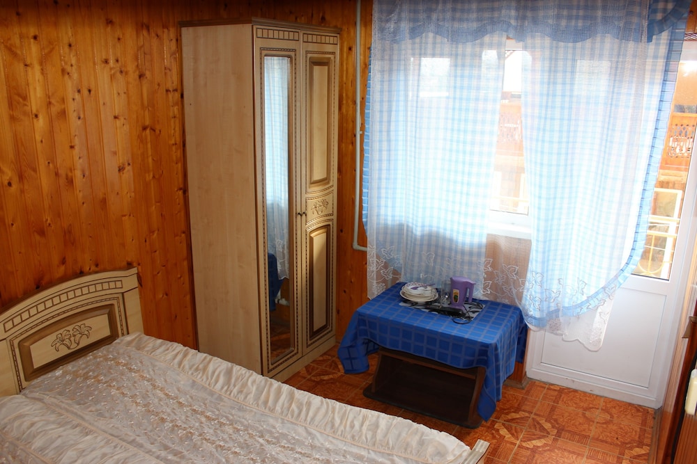 Double or Twin Room (Bathroom)
