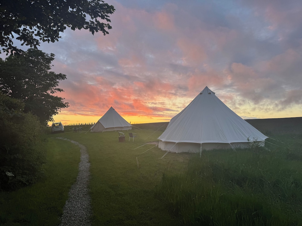 Tent (6M Bell tent Polzeath)