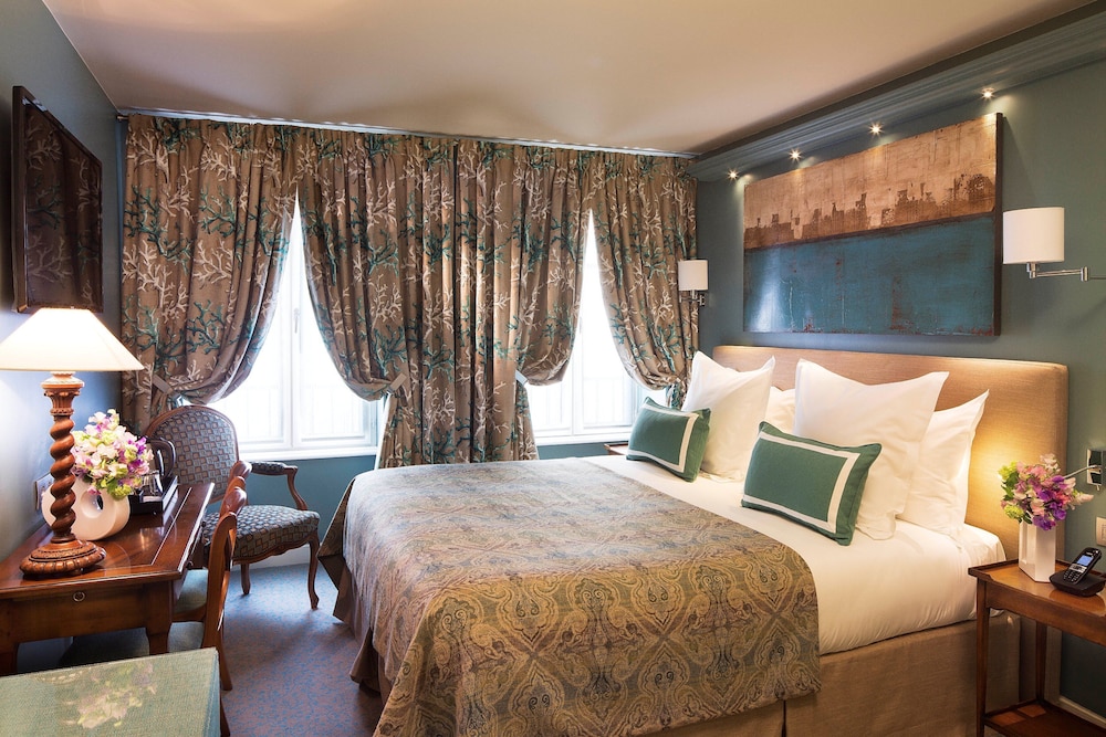 Superior Double or Twin Room photo 2