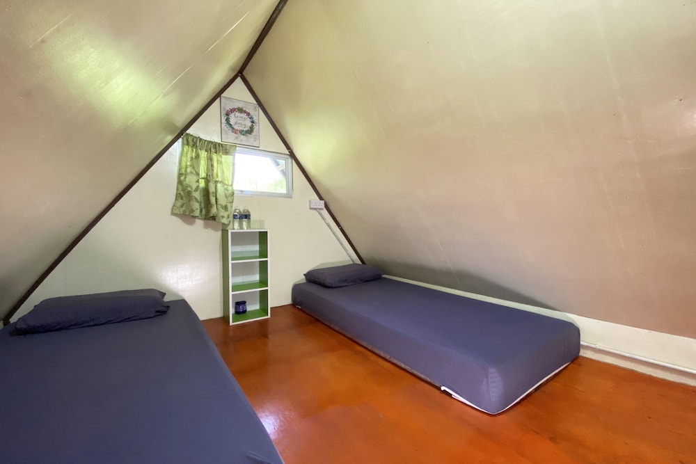 Twin Room, Shared Bathroom