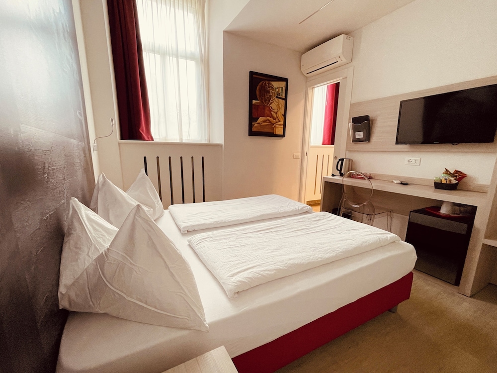 Double Comfort with access to the "SPA LEGNAIA" (2 hours per day) photo 1