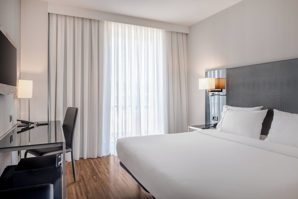 Standard Room, 1 King Bed, Ocean View