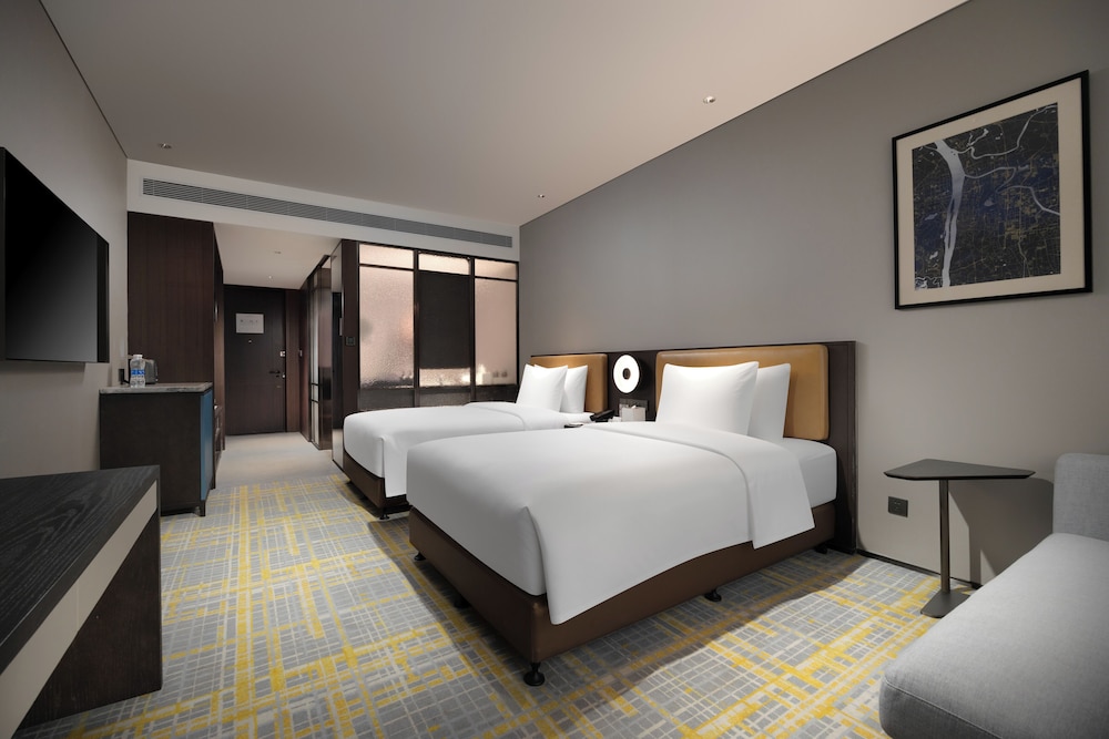 Standard Room, 2 Double Beds, City View photo 1