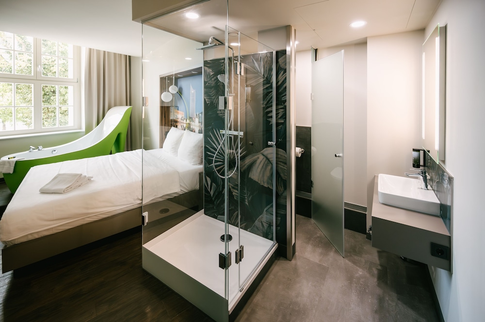 Premium Double Room photo 3