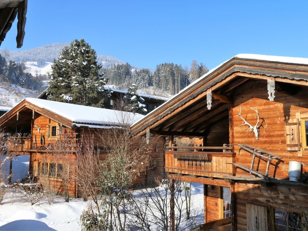 Comfort Chalet, 5 Bedrooms photo 3