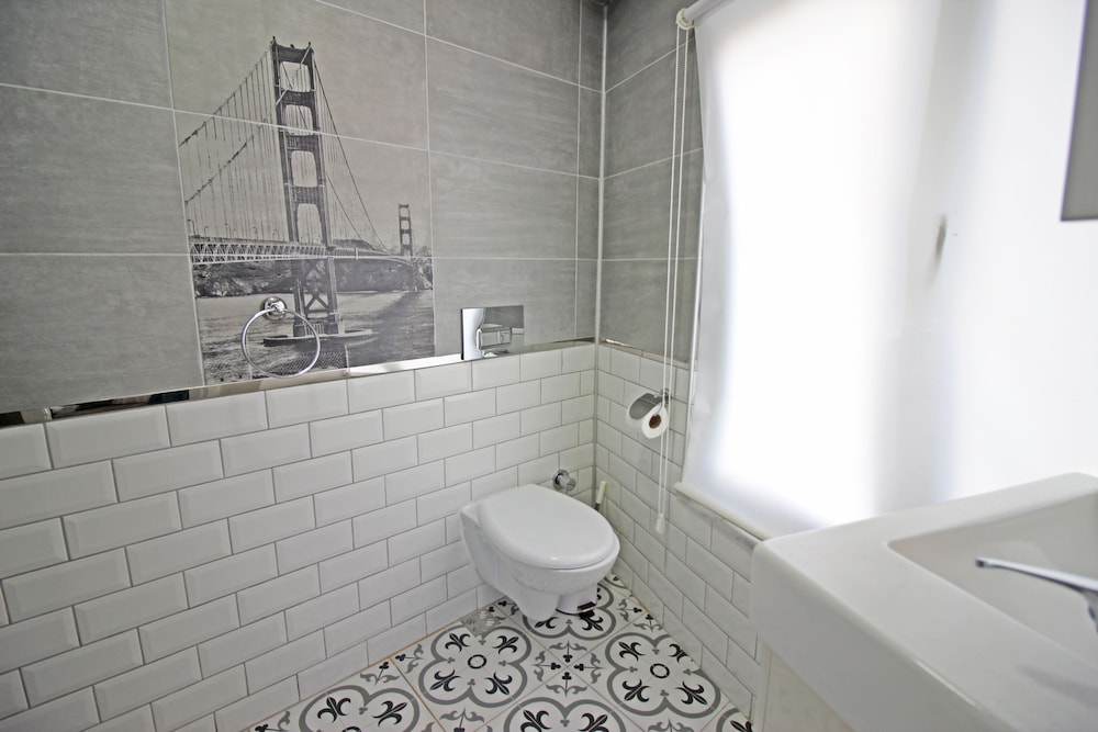 Standard Double Room, Partial Sea View photo 2