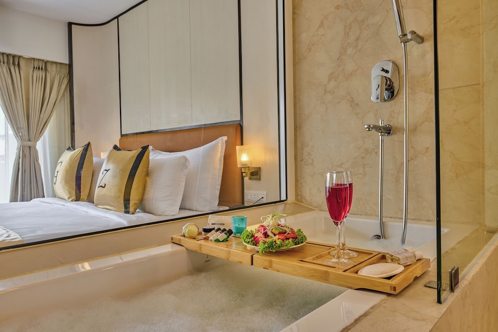 Premier Suite