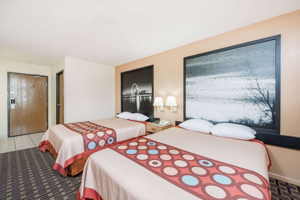 Room, 2 Queen Beds, Non Smoking - Photo 2