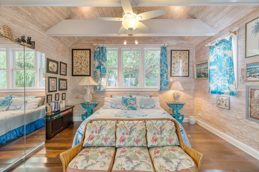 House (1 Bedroom)