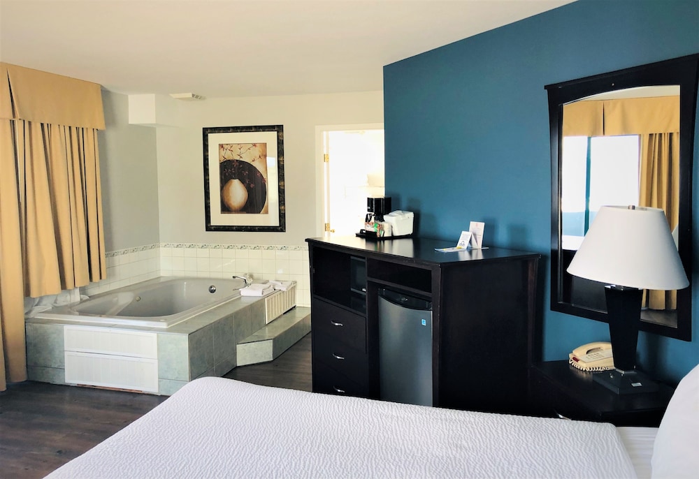 Upgraded, Honeymoon Single Room, 1 King Bed, Non Smoking photo 1