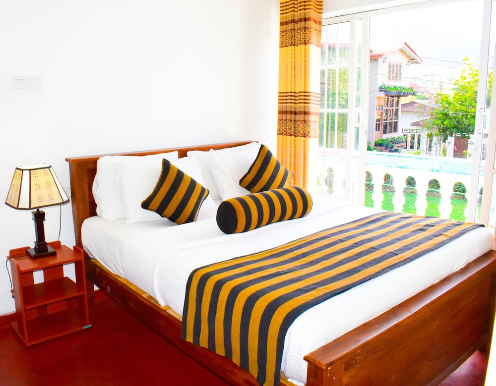 Double Room, Mountain View