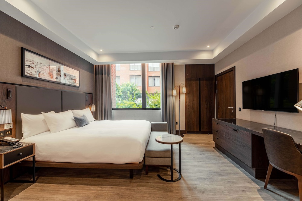 Room, Accessible (The Aston)