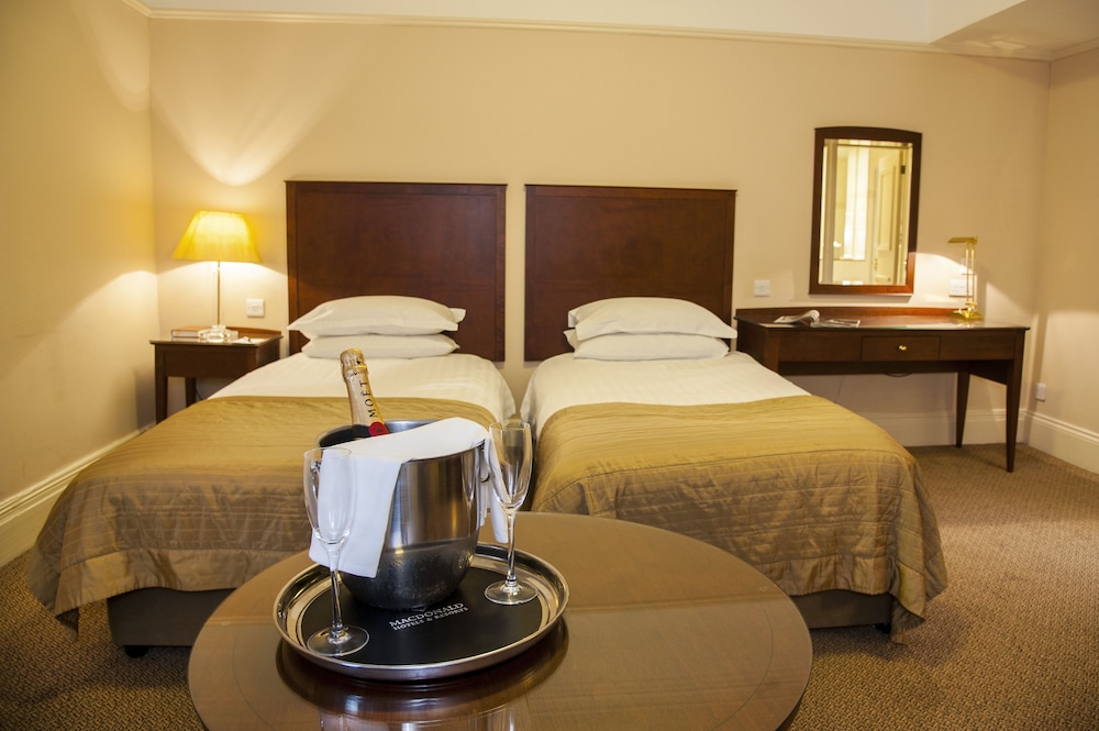 Standard Room, 2 Twin Beds - Photo 2