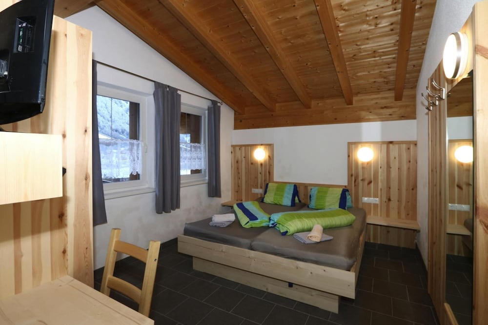 Deluxe Apartment, 3 Bedrooms photo 1