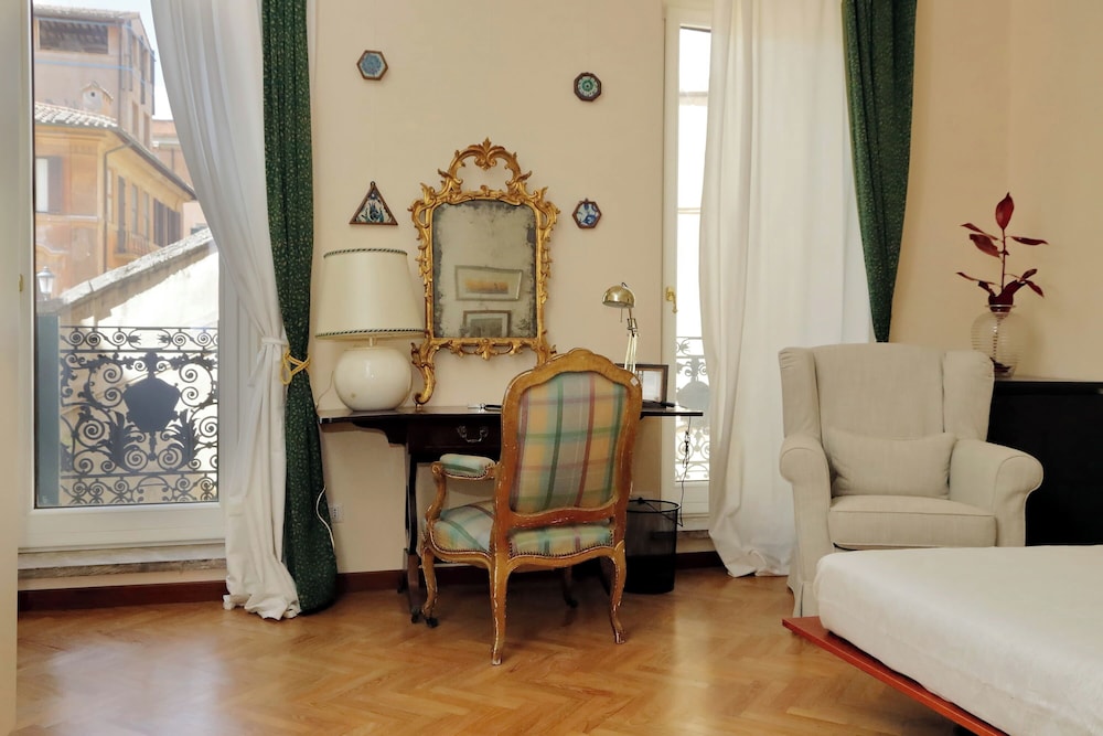 Apartment (3 Bedrooms)