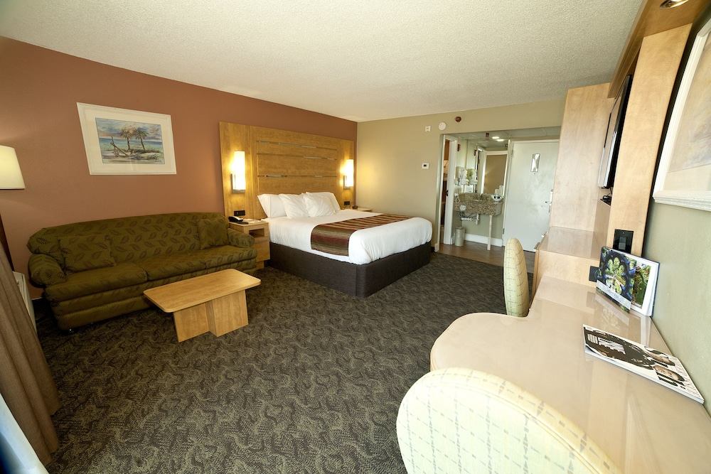 Grand Room, 1 King Bed with Sofa bed, Beach View
