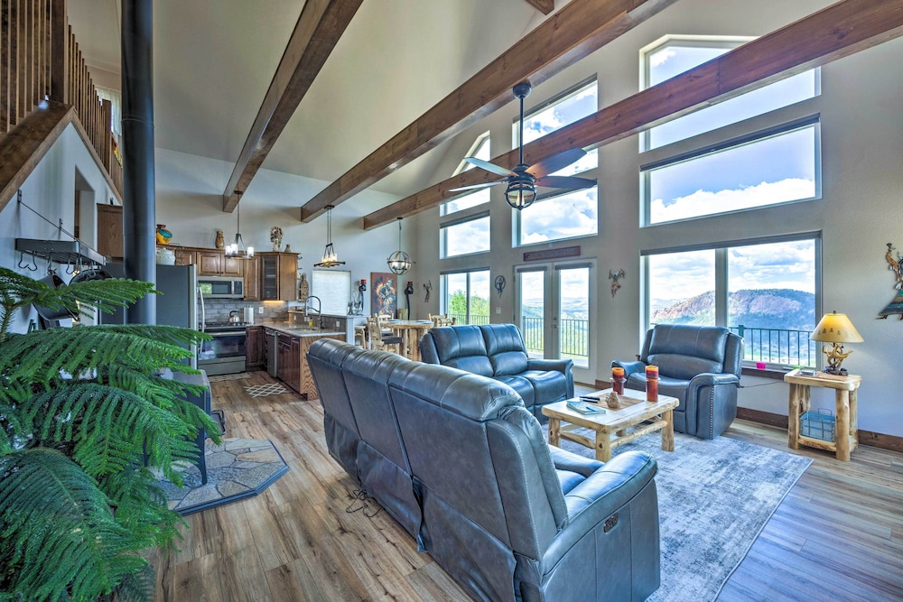 House (4 Bedrooms) photo 1