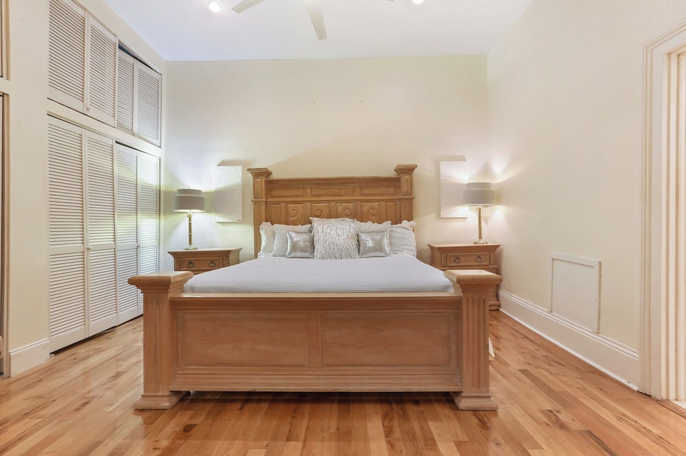 Signature Condo, 3 Bedrooms, Non Smoking, Pool Access, photo 6