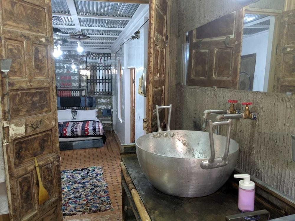 Suite (Casablanca)