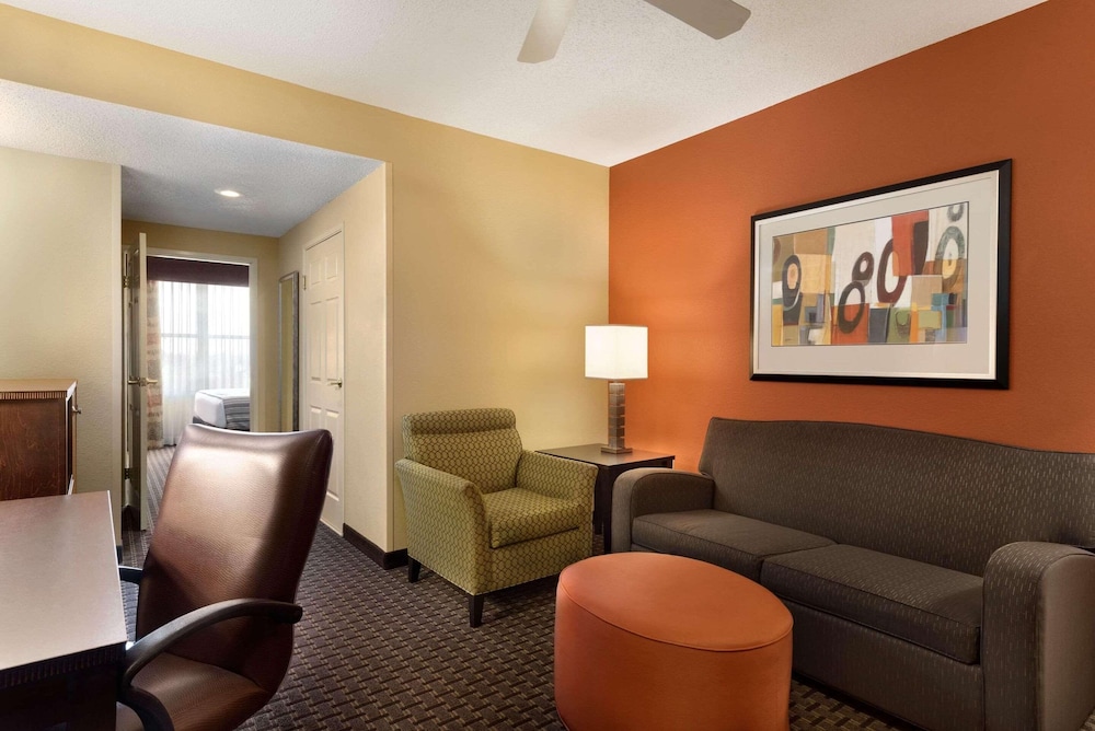Suite, 1 Bedroom, Non Smoking photo 3