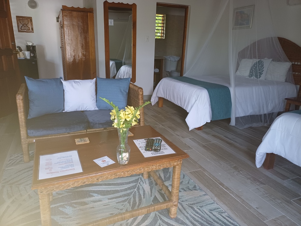 Room (With AC) photo 2