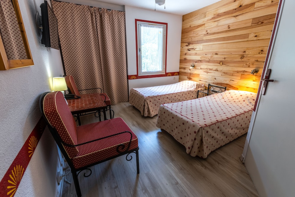 Economy Room, 2 Twin Beds photo 2