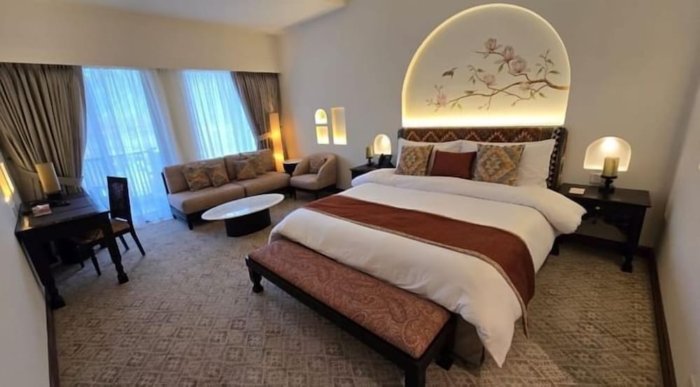Deluxe Room, Balcony, Mountain View photo 1