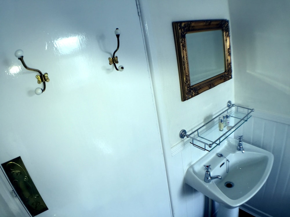 Room 87 photo 2