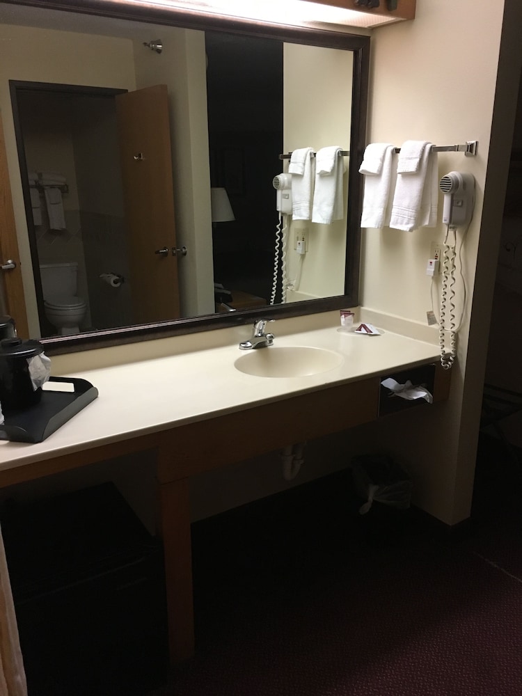 2 Room Suite, 1 King Bed and Sofa Bed, Jetted Tub photo 2