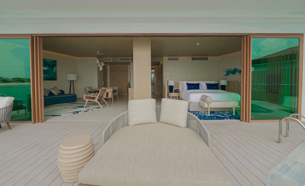 Water Bungalow Suite - Photo 7