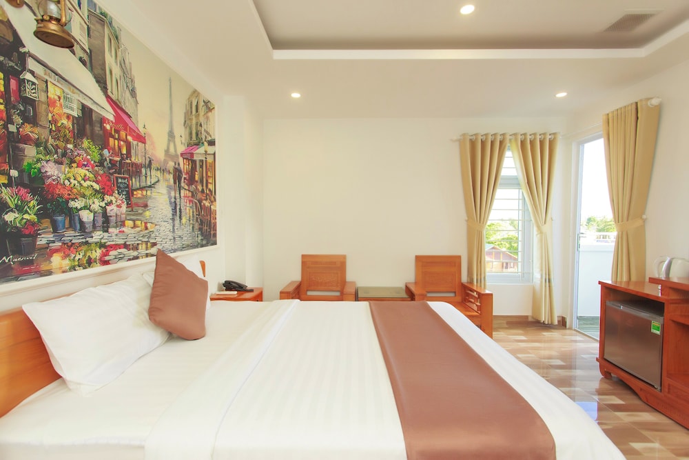 Panoramic Room, Partial Ocean View