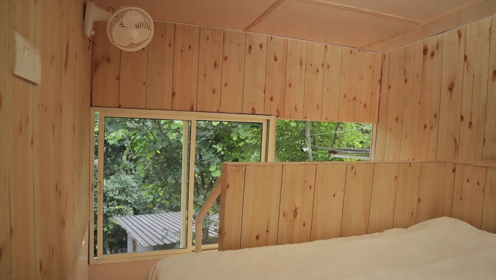 Family Room, City View