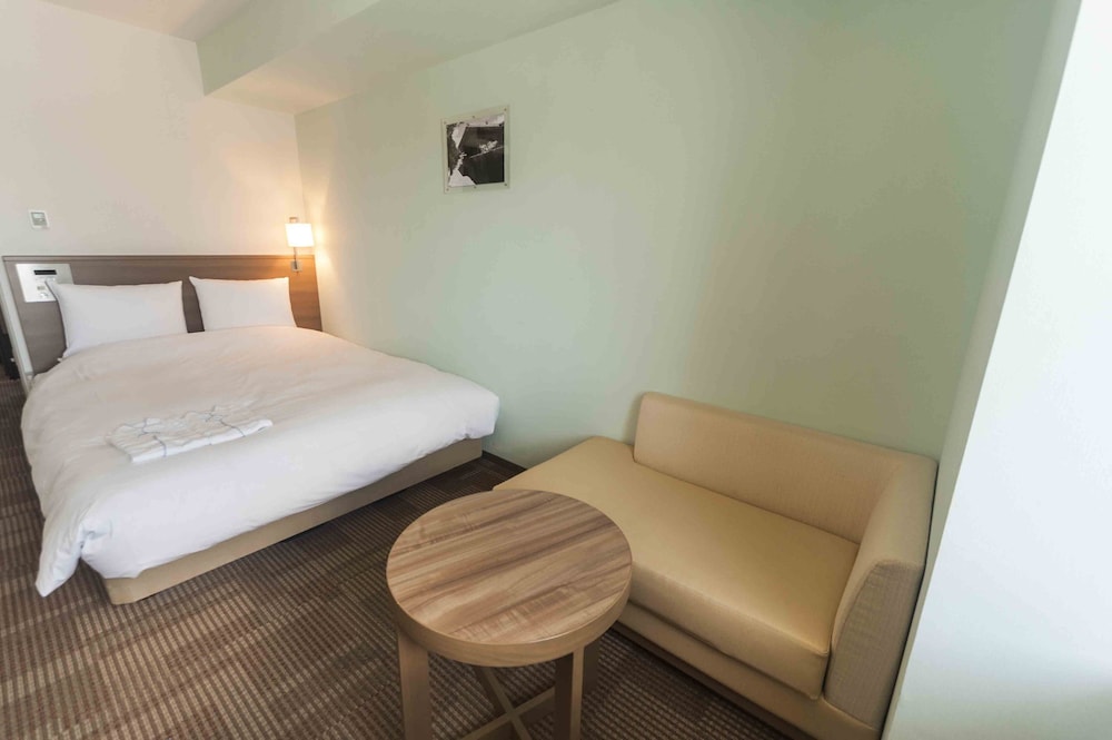 Deluxe Double Room, Non Smoking (For 1 person) - Photo 4