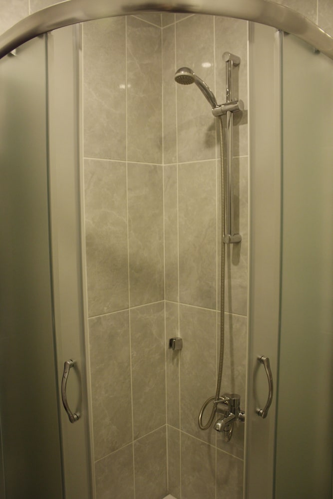 Shared Dormitory, Mixed Dorm, Shared Bathroom photo 3