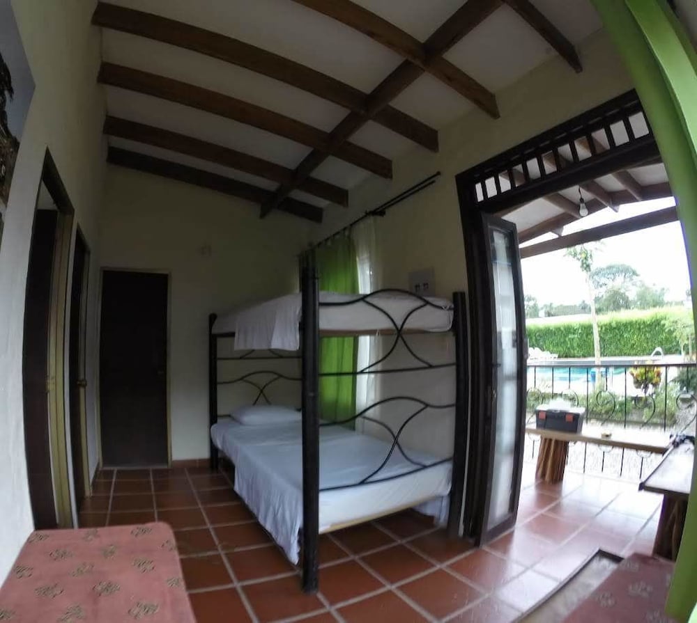 Family Cabin, 2 Bedrooms, 6 People photo 1