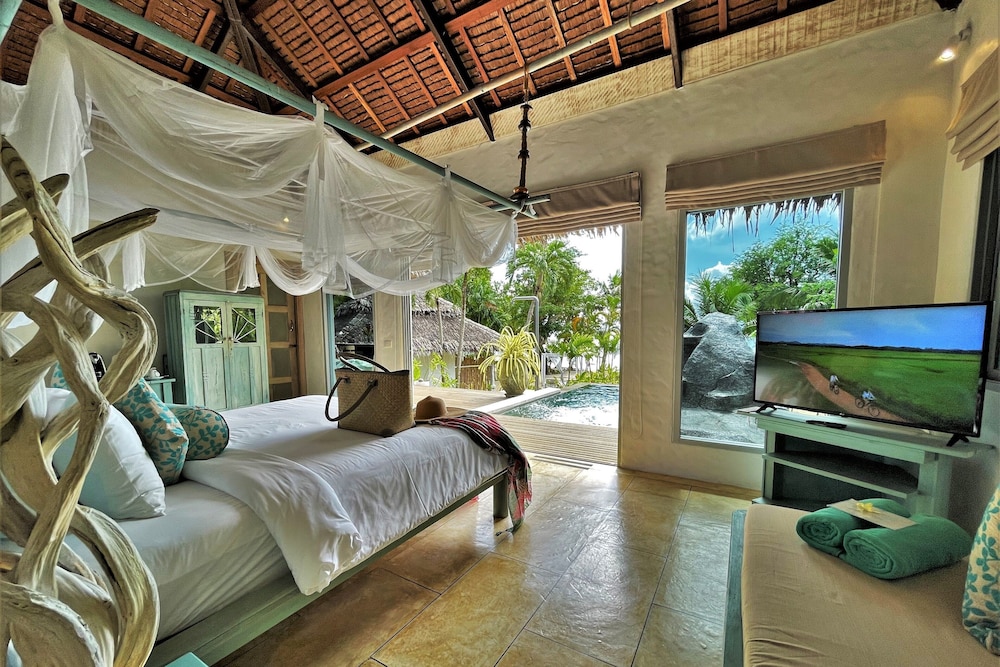 Sea View Pool Villa - Photo 9